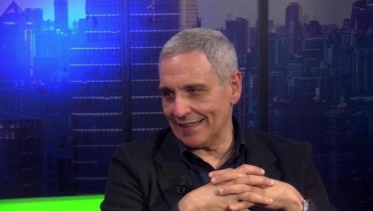 Metropolis Extra, de Giovanni: "Perché sono pazzo di Sara. Schlein? Mi piace e ha le idee chiare, il Pd meno"