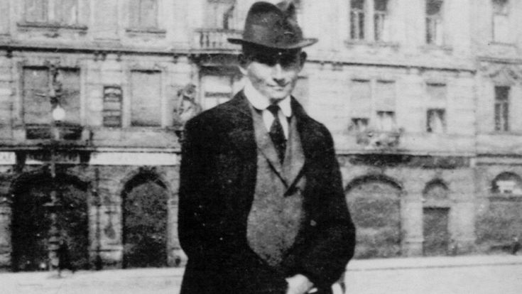 Kafka visto da Kureishi: tutte le donne dello scarafaggio 