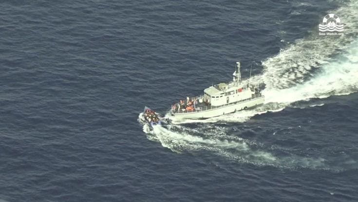 Migranti, Sea Watch: "Ecco i crimini della guardia costiera libica"