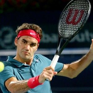 Tennis, Dubai: Federer batte Djokovic e vola in finale