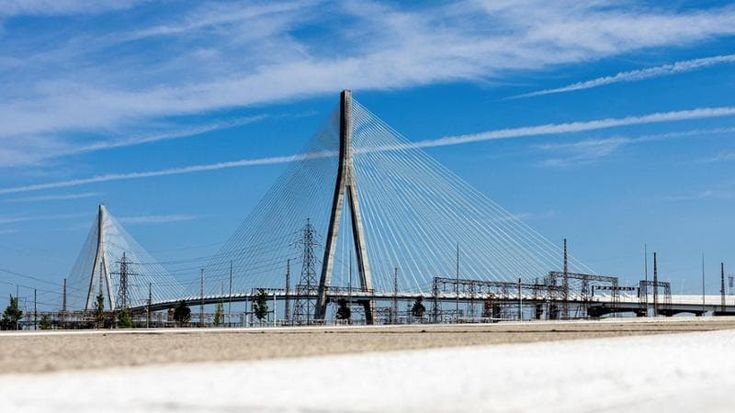 Ponte Ontario-Detroit atteso dal 2018 inaugura nel giorno dei dazi. E il Canada non invita Trump
