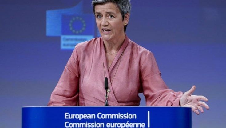 Pubblicità online, i giganti delle tlc sfidano Google e Facebook. Via libera dell'Ue