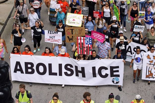 Raid anti-immigrati da Atlanta a San Francisco, proteste contro Trump