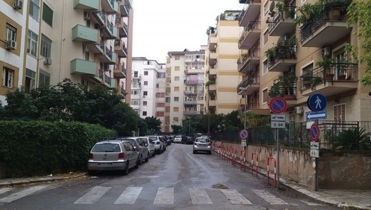 Protesta in via Ausonia contro il Comune: "Stop ai divieti inutili"