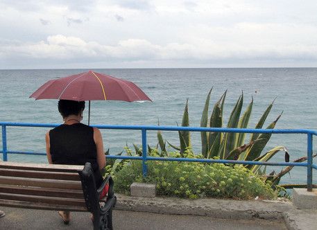 Insiste il maltempo in Riviera, poco sole e rischio piogge