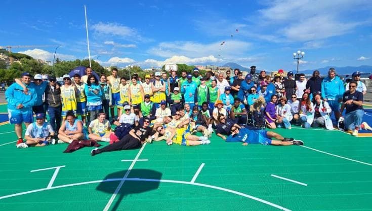 Napoli, ecco Sport Kids Festival: piazza Municipio diventa il villaggio dello sport per bambini