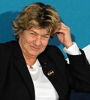 Camusso: "Bene il sussidio unico a chi perde <br />il lavoro ma serve un piano straordinario <br />per i giovani"