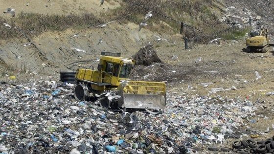 Altamura, sequestrata discarica dismessa da oltre dieci anni: gestita da Tradeco prima del fallimento