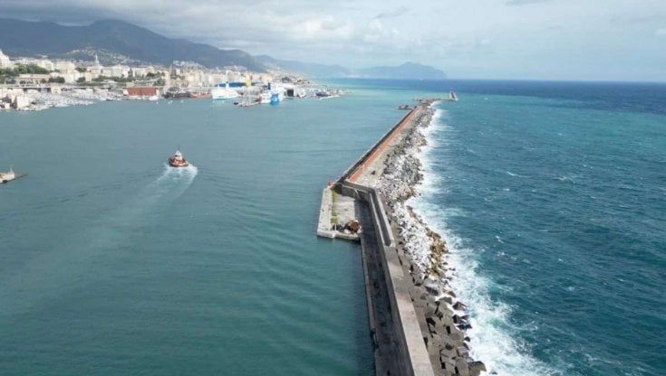 Genova, la prima pietra della nuova diga in mare a ventidue anni dall’idea