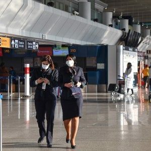 Coronavirus Cina, scatta la psicosi: mascherine sold out nelle farmacie di Roma