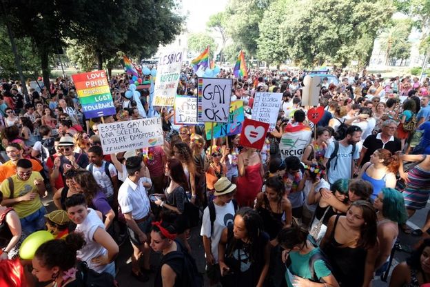 Human Pride, un fiume colorato per i diritti di tutti