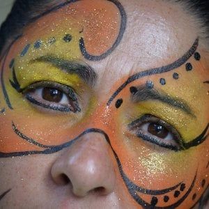 A Carnevale ogni trucco vale. Ma se non è quello giusto la pelle rischia