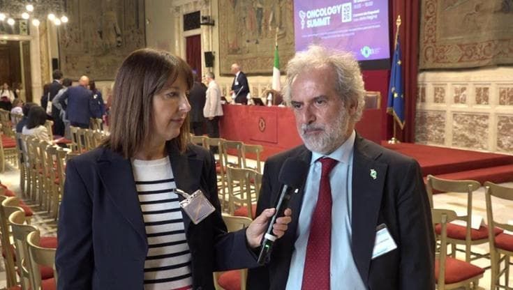Tumore del polmone, Perrone: "Screening, niente fumo e informazione per una prevenzione efficace"
