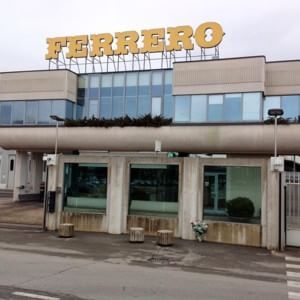 Ferrero resiste alle voci di vendita. Ft: "Fortino" contro l'assalto dei banchieri