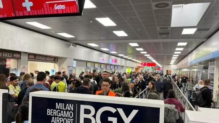 Guasto tecnico e nebbia all’aeroporto di Orio al Serio, cancellati decine di voli