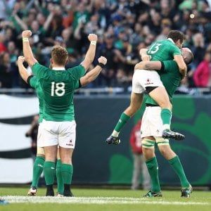 Rugby, l'Irlanda fa l'impresa: battuti gli All Blacks, prima volta in 111 anni