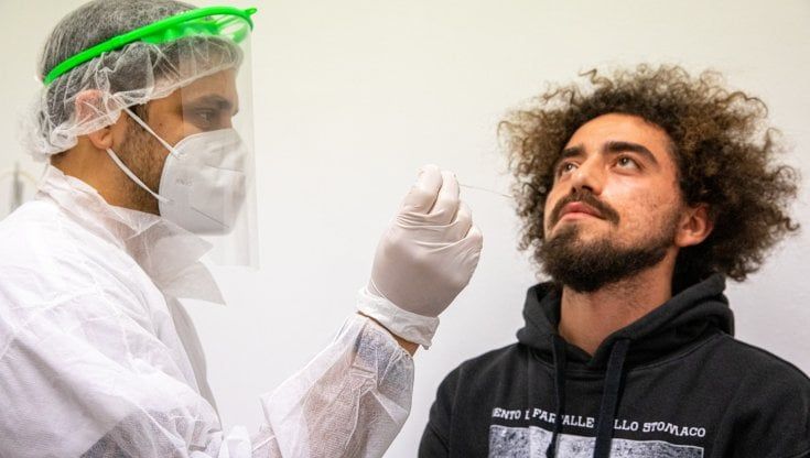 Coronavirus, il bollettino di oggi 16 febbraio: 10.386 nuovi casi e 336 morti