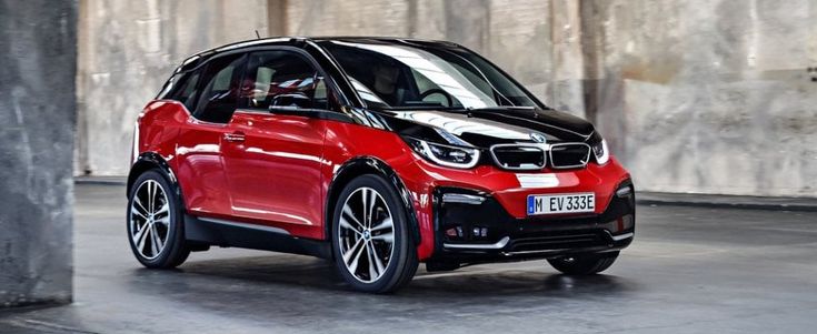 Nuova Bmw i3, schiaffo alla Tesla