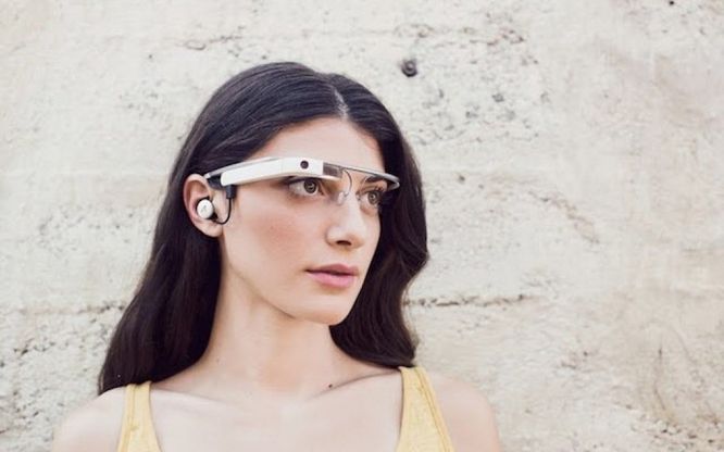 Google Glass, ecco il nuovo modello. Ma attenzione alle multe...