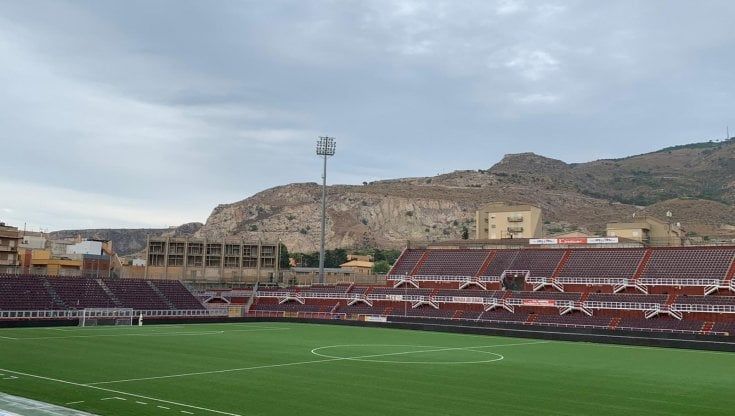 Trapani città dello sport a perdere: dopo il fallimento del calcio adesso è a rischio anche il basket