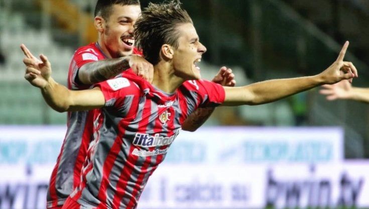 Serie B, colpo grosso della Cremonese: Parma battuto 2-1 in casa