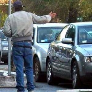 Salerno, a processo 34 parcheggiatori abusivi