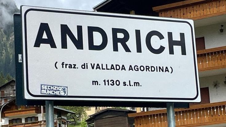 I tifosi del Leverkusen rubano un cartello a Belluno. Lettera anonima: “Qui i soldi per ricomprarlo”