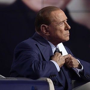 Berlusconi apre ai grillini: "Da approfondire la proposta su proporzionale e preferenze"
