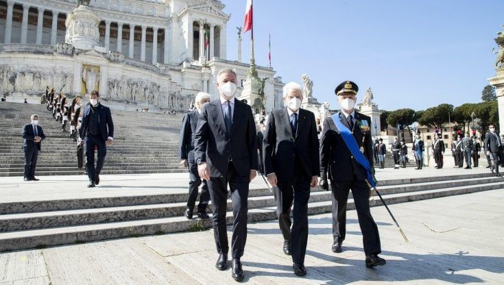 25 aprile, il discorso di Mattarella al Quirinale: "La Resistenza grande serbatoio di istanze morali e patrimonio di tutti"