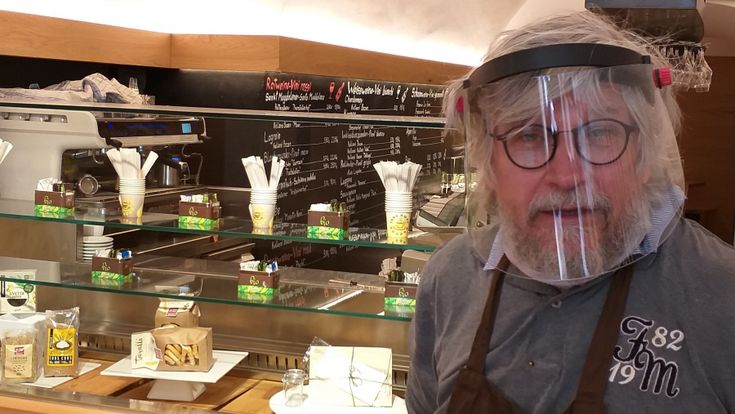 Fase due: coiffeur, canederli e bar. Bolzano città riaperta