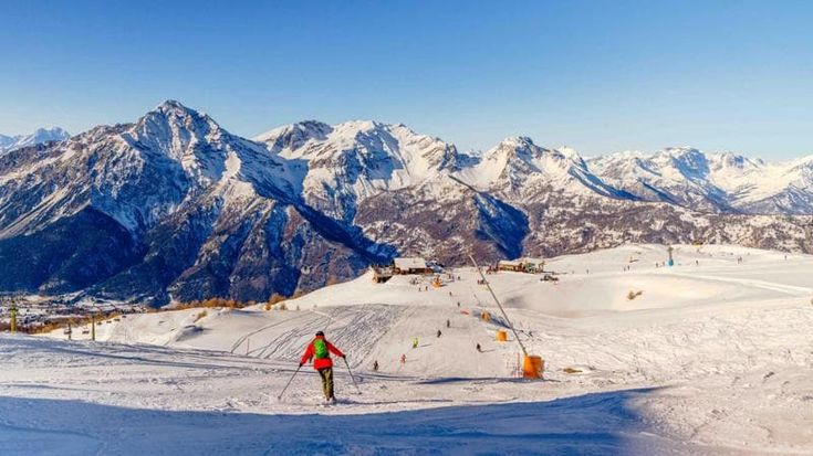 Sci in notturna e turismo d’estate nelle nuove “Alpi di Torino”