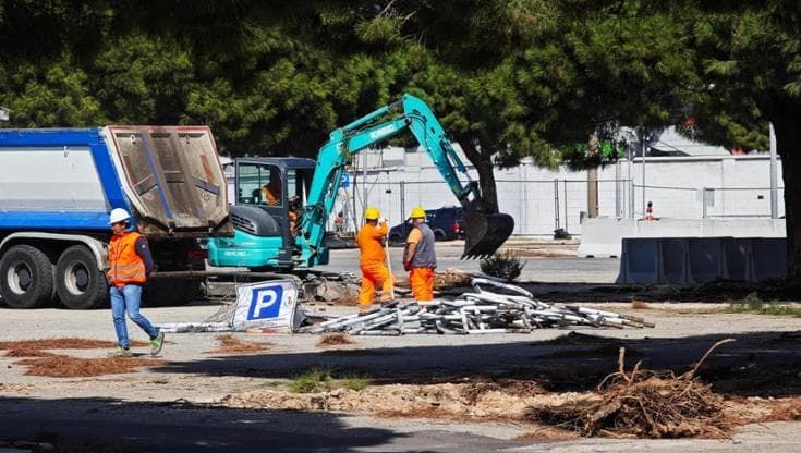 Internet a singhiozzo a Bari e Taranto, Open Fiber: “Colpa delle ruspe del Brt”. E chiede i danni