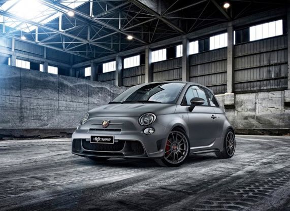 Abarth 695 Biposto