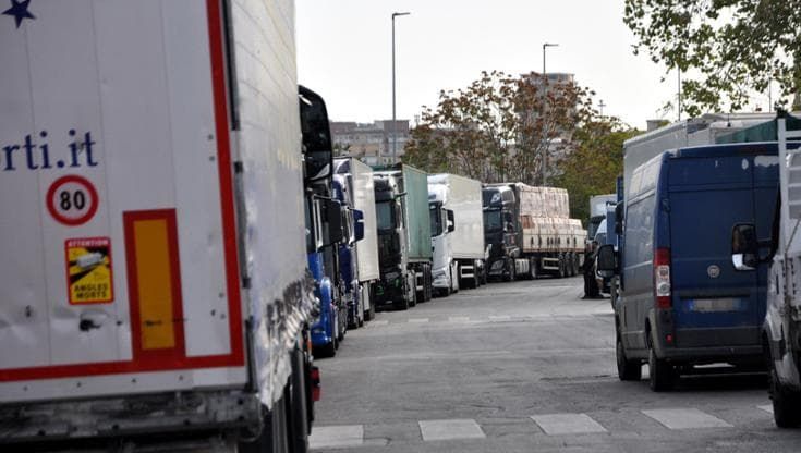 Autotrasporto, tensione a Catania. Il Cts denuncia minacce: “Intervengano prefetto e questore”