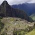 Machu Picchu, l'escursione in un'area proibita provoca un crollo: arrestati 6 turisti nel sito gioiello delle Ande