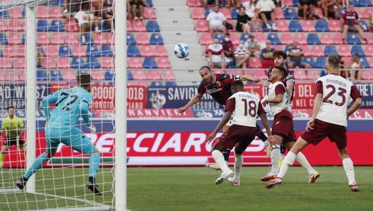 Bologna-Salernitana 3-2: De Silvestri fa il bomber, i rossoblù vincono in 9