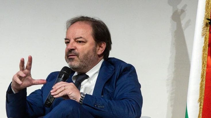 Privacy, Scorza: “Non lascio l’incarico, mai fatto atti illegittimi o abusi”