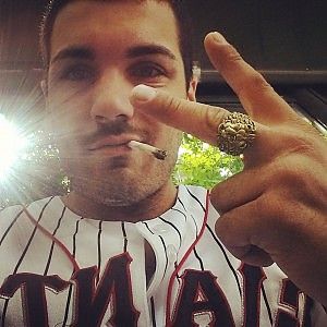 Arrestato Amnesia, il rapper di "Amici": dalla ribalta tv ai domiciliari per le "canne"