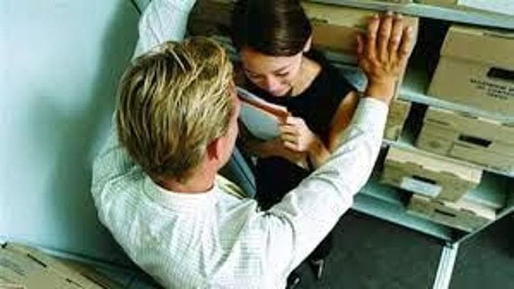 Due milioni di donne molestate sul lavoro. Solo lo smart working ha fatto calare i casi