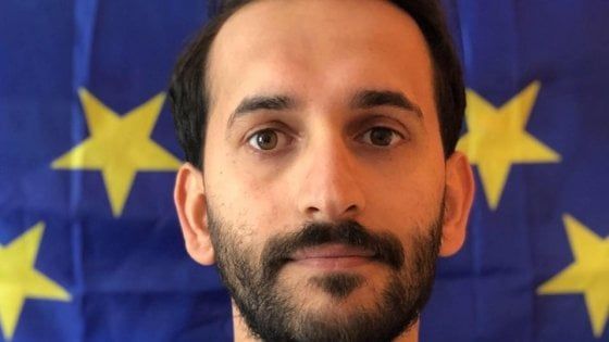 Amministrative, insulti razzisti sui social per un rom marchigiano candidato a Pesaro: "Non tutti i pesaresi sono così"