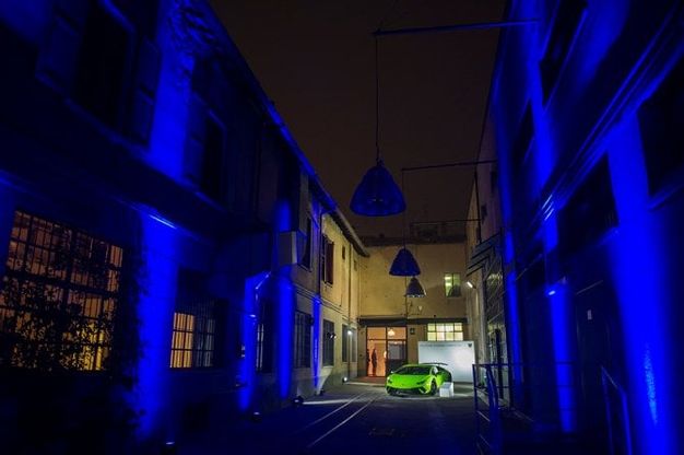 Collezione Automobili Lamborghini, show alla Milano Fashion Week