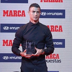 Spagna, paperone Ronaldo: ingaggio da 23 milioni l'anno