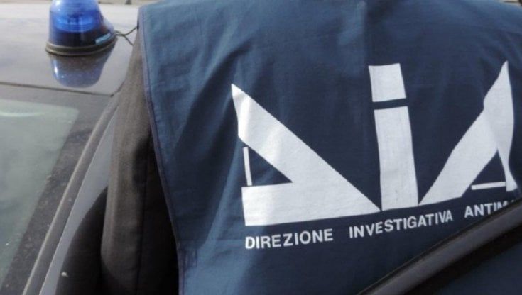 Marano, spacciavano in un bar e su appuntamento: sei arresti