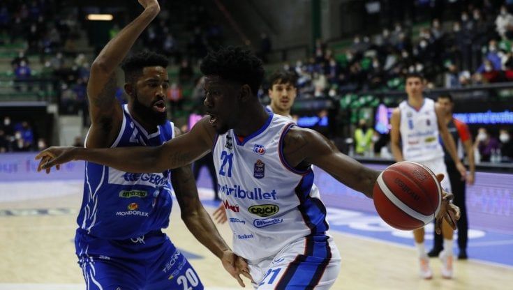 Basket, Serie A: Brescia domina a Treviso, finisce 94-69