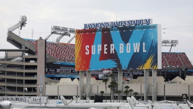 Tra show, quarterback, prezzi alle stelle e paura del Covid: tutto  pronto per il Super Bowl