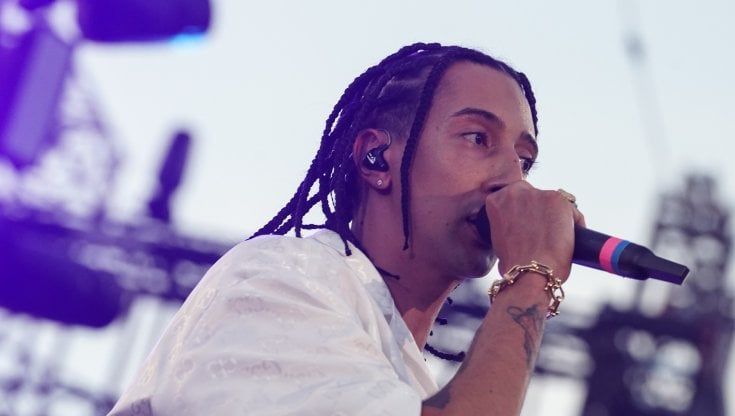 Ghali: "Ho perso amici in mare E allora do una nave a chi salva i migranti"