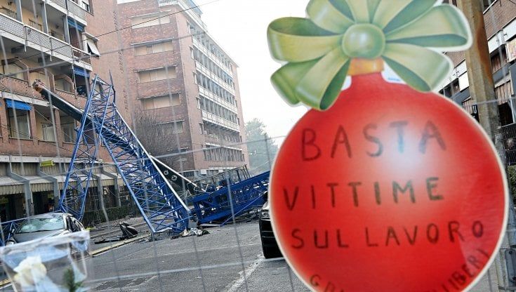 Crollo gru a Torino, lutto cittadino e commozione per i funerali di Marco Pozzetti a Carugate