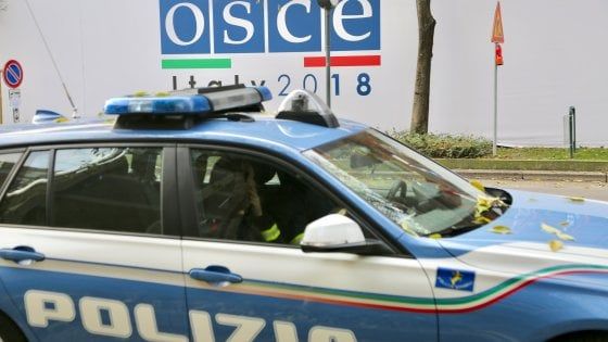 Spray al peperoncino a Firenze in piazza del Mercato, paura ma nessun ferito