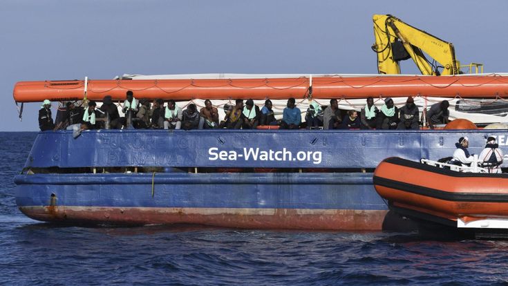 Sea Watch, grillini divisi sull’emergenza e Fico va in pressing per portare tutti a terra