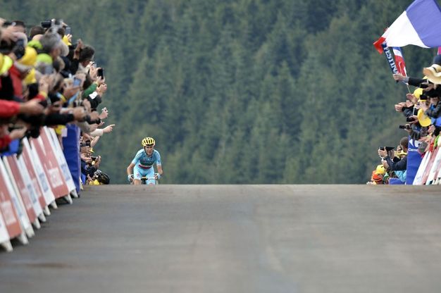 Tour de France, il film della decima tappa